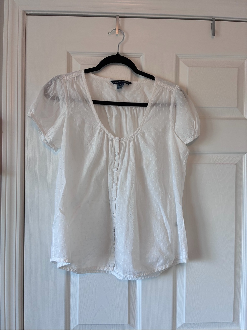French Connection White Textured Short-Sleeve Button Front Blouse